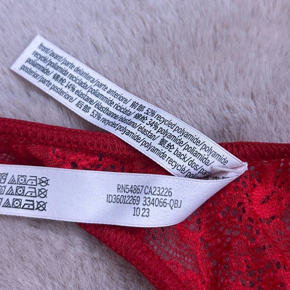 Victoria's Secret Very Sexy Shine Strap Cherry Thong Panty M - Picture 4 of 5